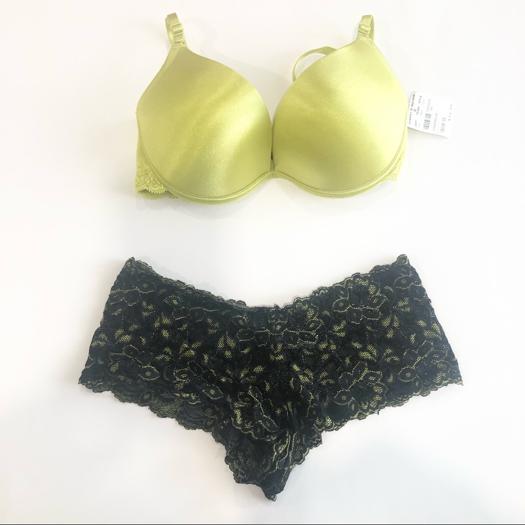 Fredericks Of Hollywood Push Up Bra And Panty Set